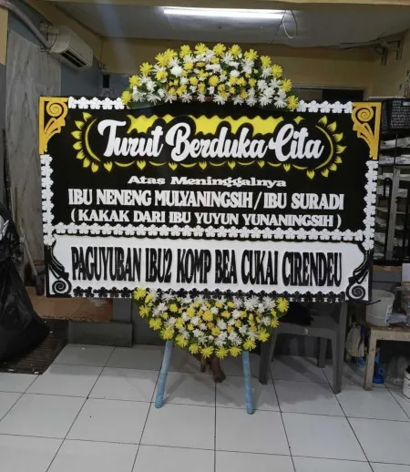 Papan Bunga Duka Stasiun Gambir